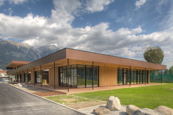 "Haus der Kinder" und "Jugendtreff" am Tivoli, Innsbruck