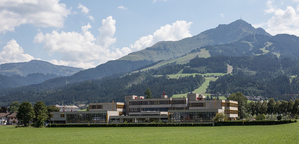 Team A Graz, Doppelhauptschule St. Johann in Tirol, 1974 – 79 – © Günter R. Wett Team A Graz, Doppelhauptschule St. Johann in Tirol, 1974 – 79